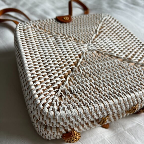 Rattan Backpack - Picture 2 of 13